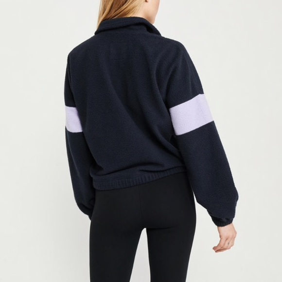 ABERCROMBIE COLORBLOCK SHERPA HALF-ZIP SWEATSHIRT SIZE SMALL - Picture 3 of 6